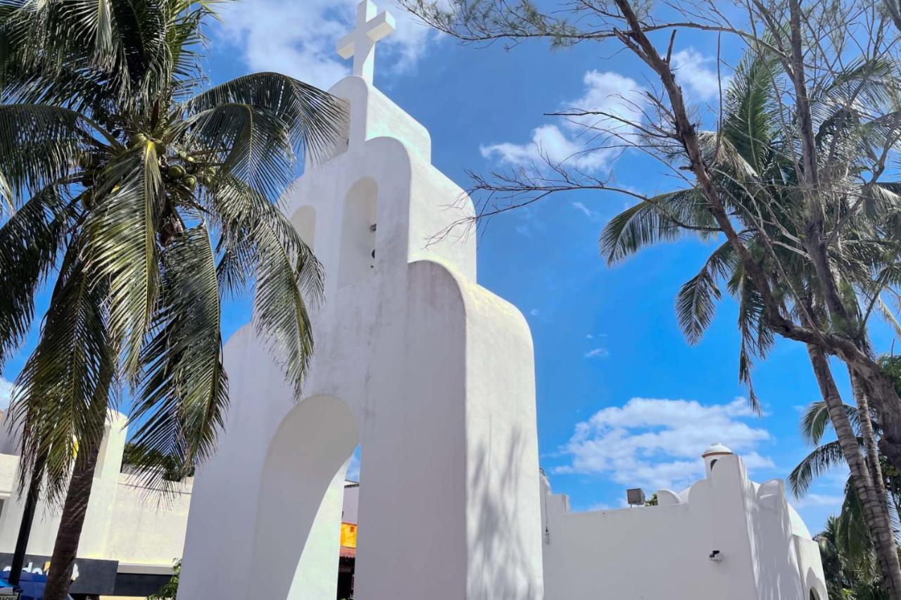Stylish On The 5th Ave Of * Playa del Carmen